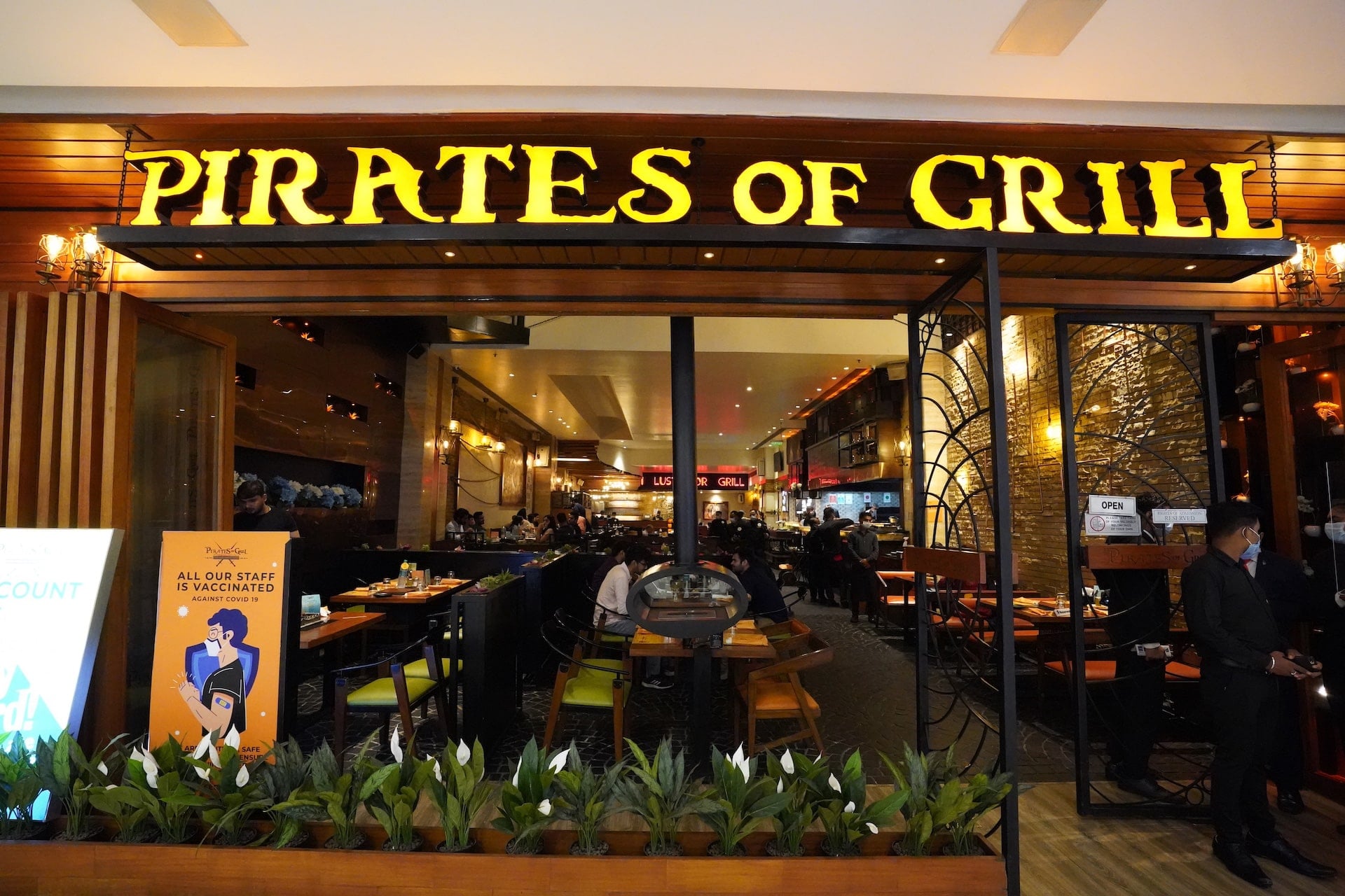 PIRATES OF THE GRILL DLF Mall of India