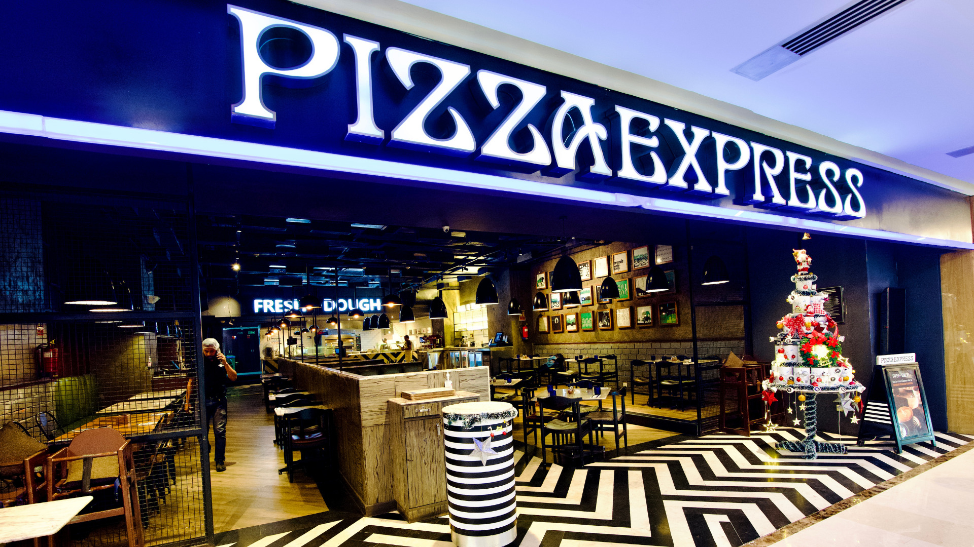 Pizza Express DLF Mall of India